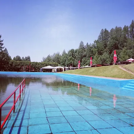 Na Kolech 6l V Arealu Koupaliste V Orlickych Horach *
